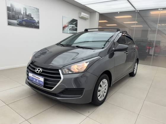HYUNDAI HB20 1.0 COMFORT PLUS 12V FLEX 4P MANUAL HYUNDAI HB20 1.0 COMFORT PLUS 12V FLEX 4P MANUAL